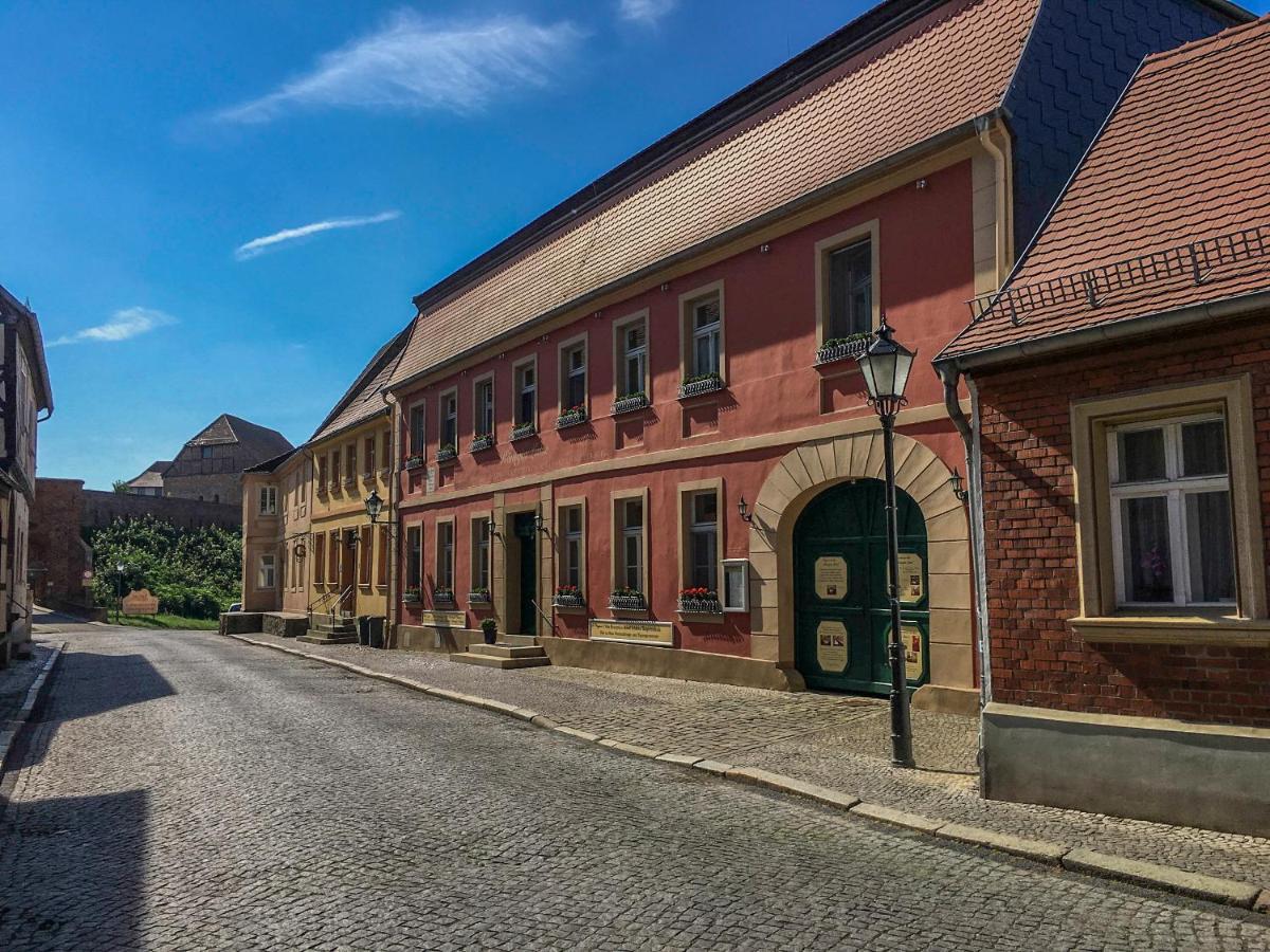 Ringhotel Schloss Tangermünde Exterior foto